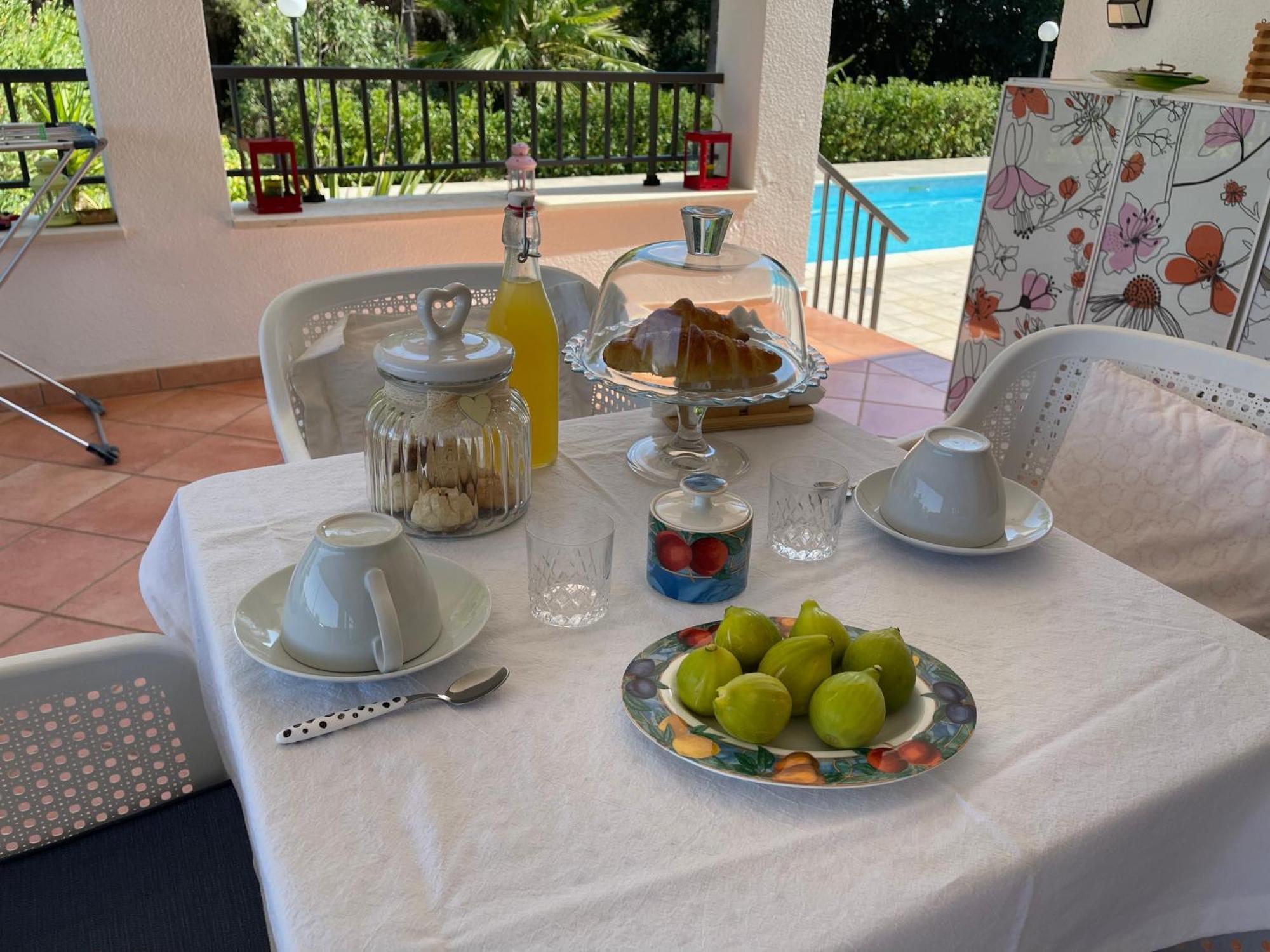 Da Ksenia Hotel Ceglie Messapica Luaran gambar